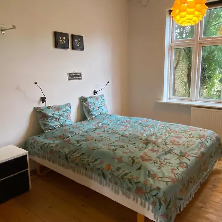 Oasen Ved Centrum Апартаменты *